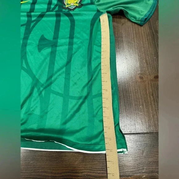 Beijing Guoan Football  Soccer Jersey - Picture 8 of 8